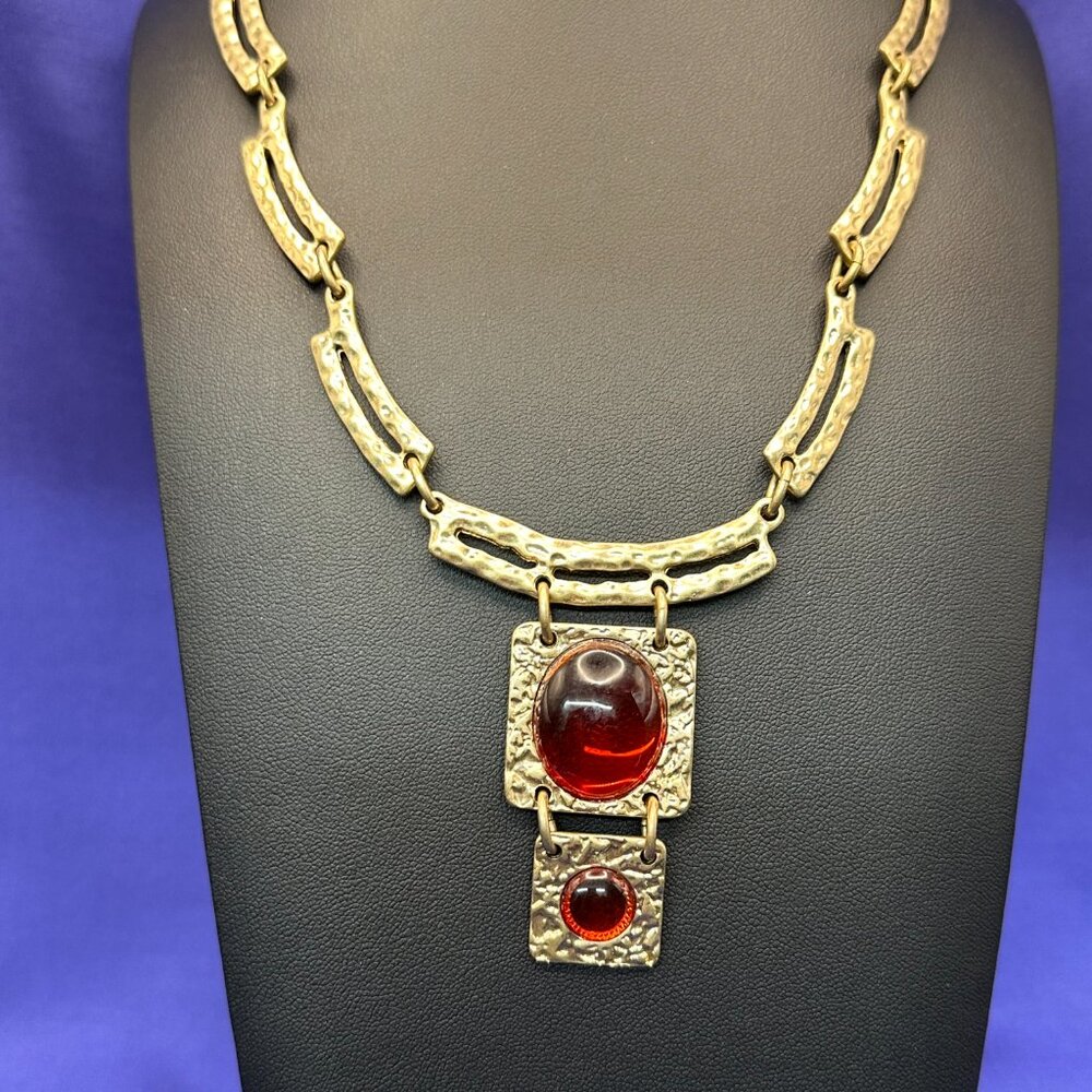 VTG Dana Buchman Gold-Tone Textured Metal Necklace Amber-Colored Cabochons. - Picture 4 of 12